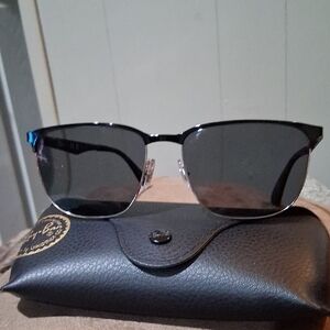 NWOT Ray-Ban Classic Black Sunglasses RB3569 Unisex